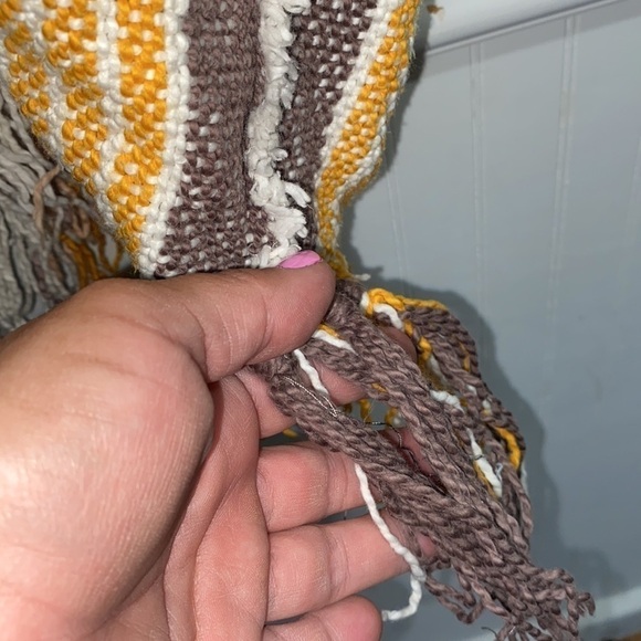 Aerie Soft and Cozy Poncho shrug yellow‎ grey OS - Picture 2 of 4